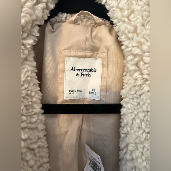 Abercrombie & Fitch Sherpa Coat XS Cream NWT - Picture 4 of 12
